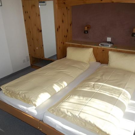 Hotel Old-Jnn Saas im Prattigau Zewnętrze zdjęcie