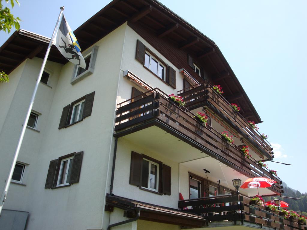Hotel Old-Jnn Saas im Prattigau Zewnętrze zdjęcie